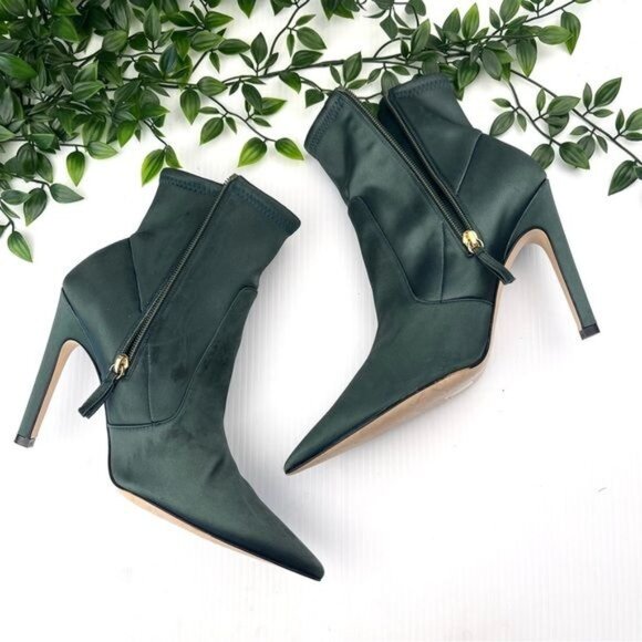Good American The Icon Green Satin Bootie in size 8.5 - Picture 3 of 13